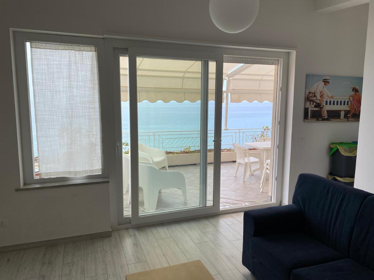 Villa Laura - Sul Mare Pizzo Kültér fotó