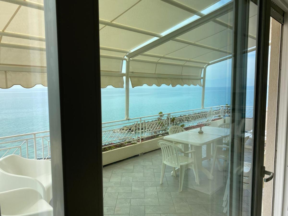 Villa Laura - Sul Mare Pizzo Kültér fotó