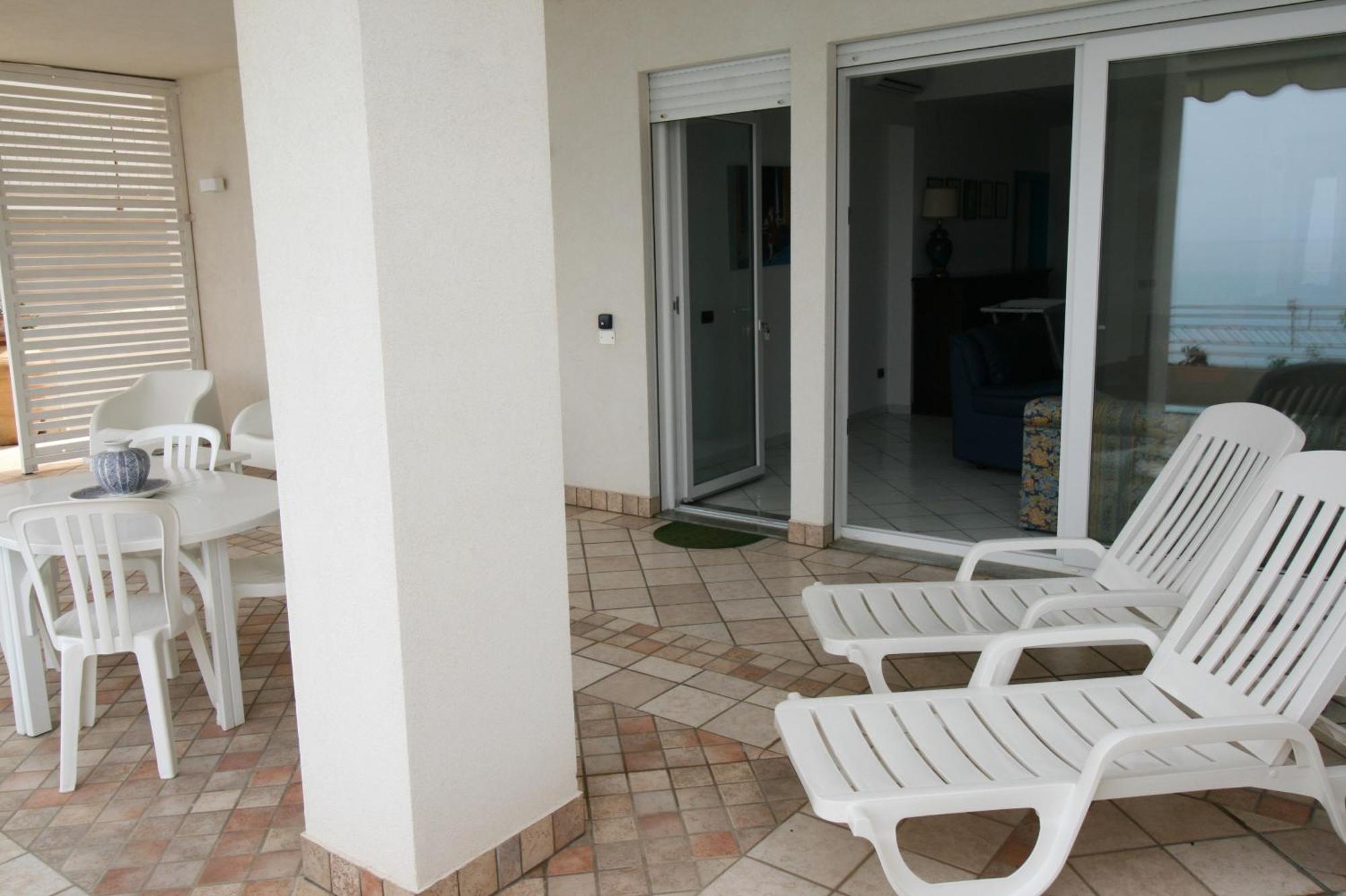 Villa Laura - Sul Mare Pizzo Kültér fotó