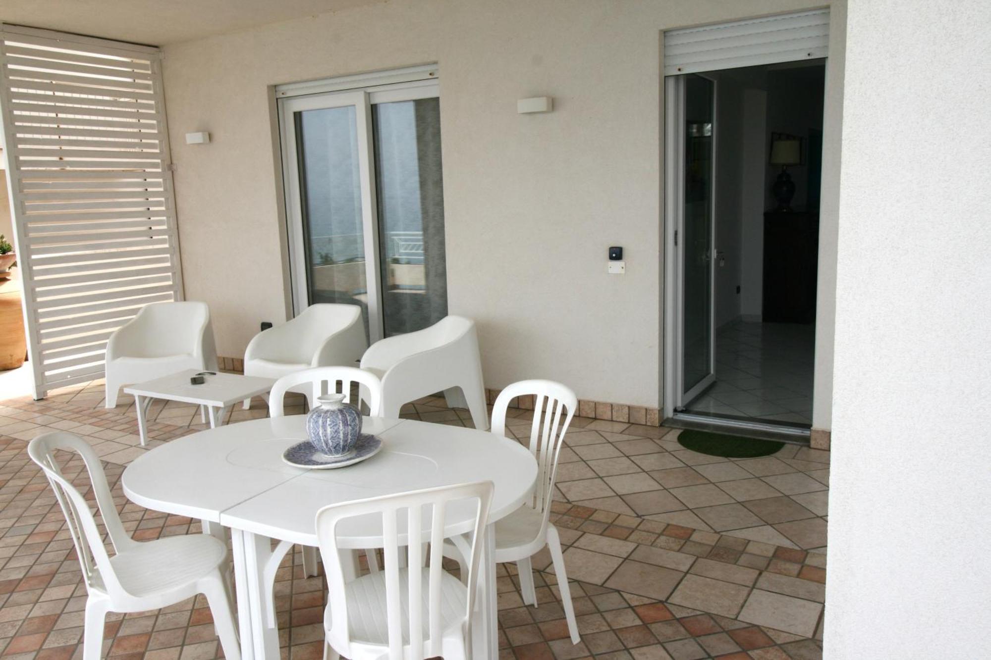 Villa Laura - Sul Mare Pizzo Kültér fotó