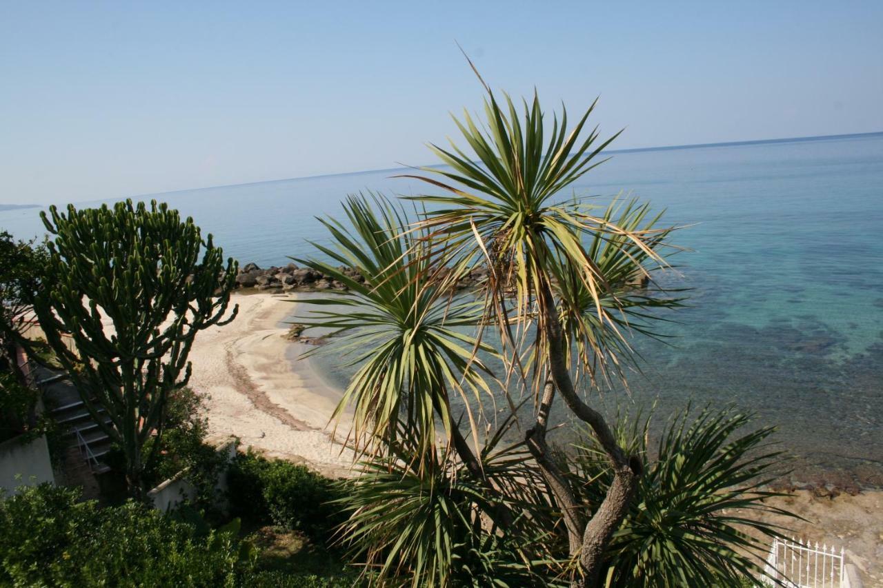 Villa Laura - Sul Mare Pizzo Kültér fotó