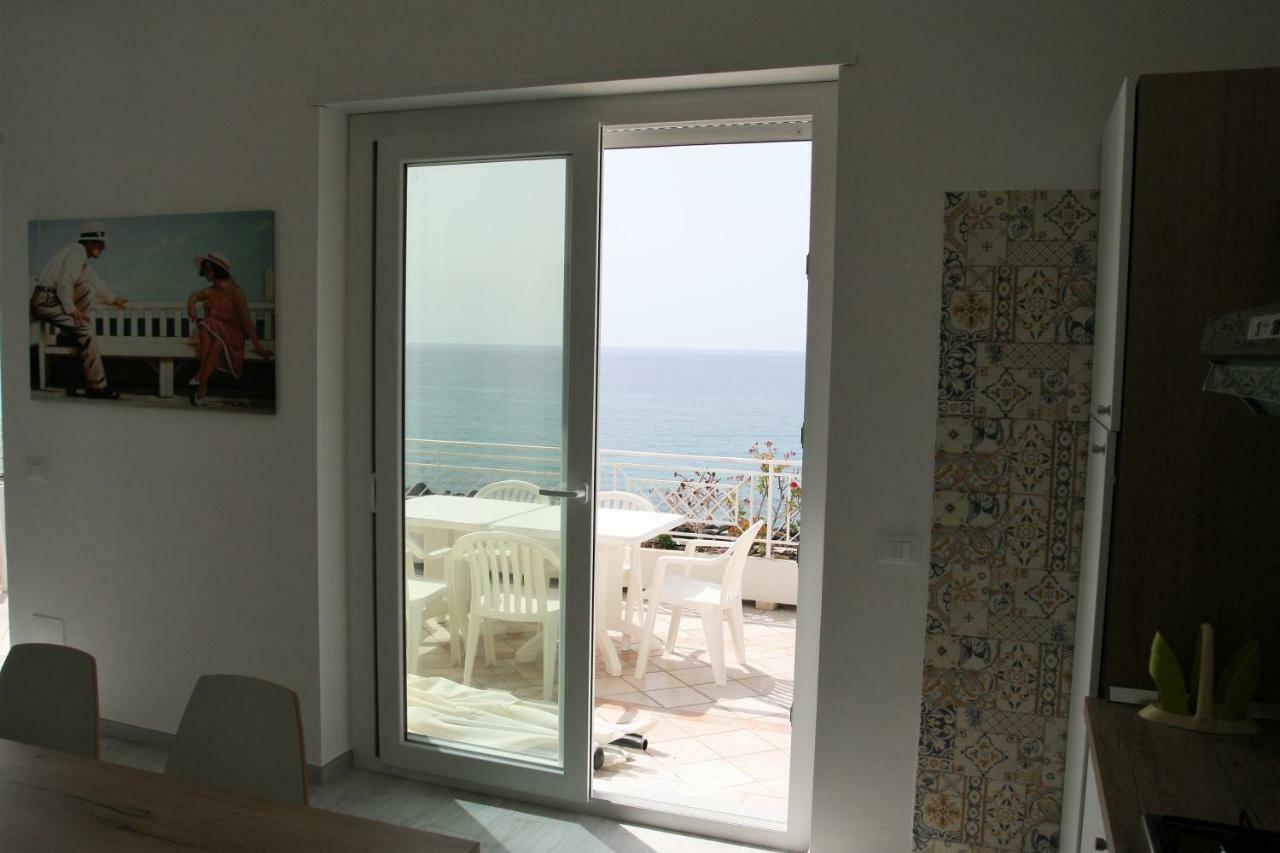 Villa Laura - Sul Mare Pizzo Kültér fotó
