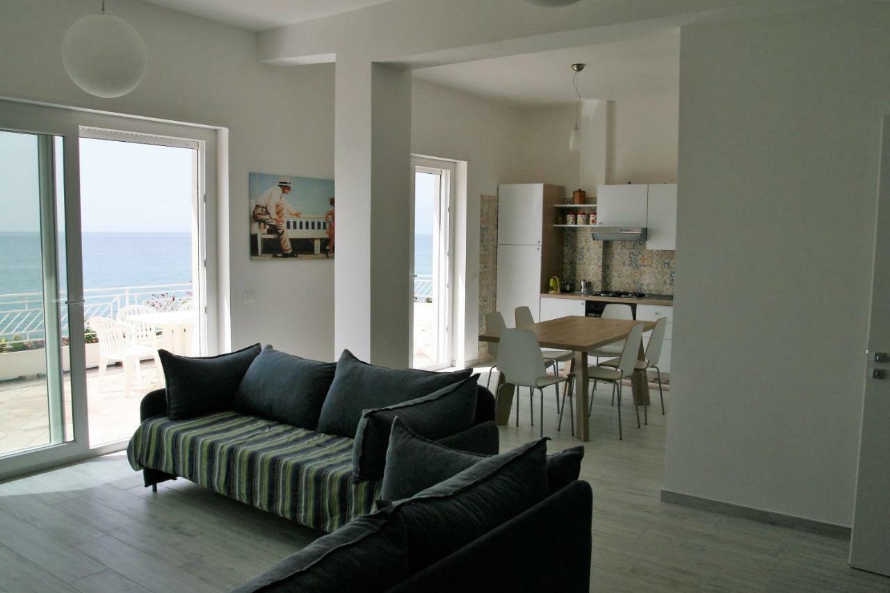 Villa Laura - Sul Mare Pizzo Kültér fotó